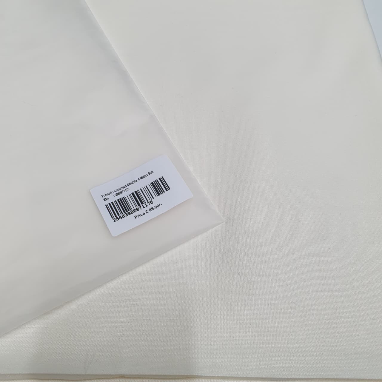Luxurious Offwhite 4 Meters Men's Cloth , 43950