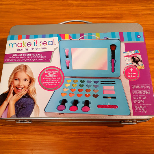 Beauty Makeup Kit (Dented Box)