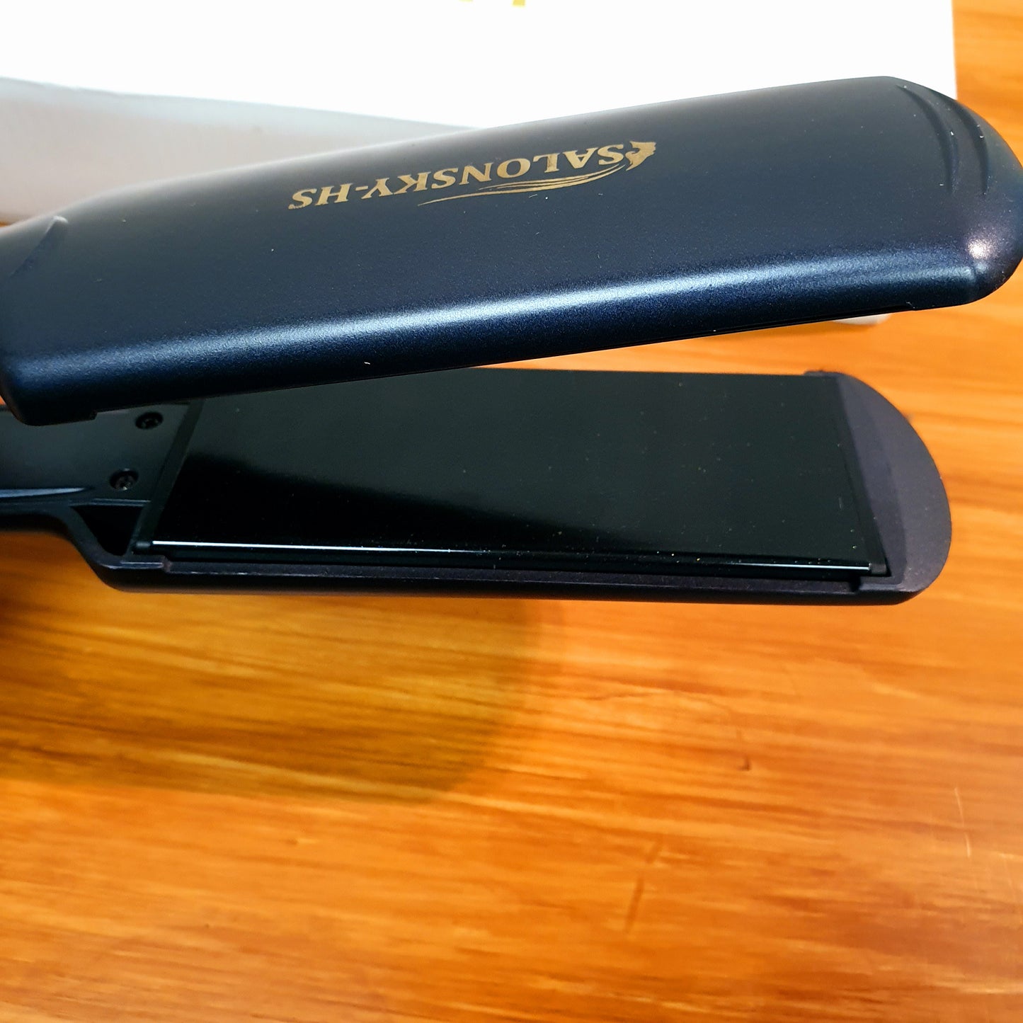 Straightener