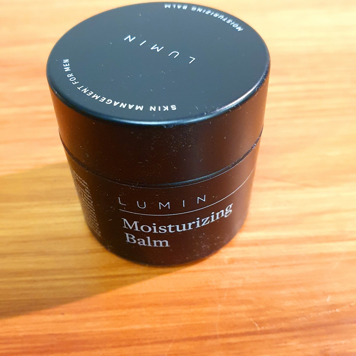 Lumin Moisturizing Balm
