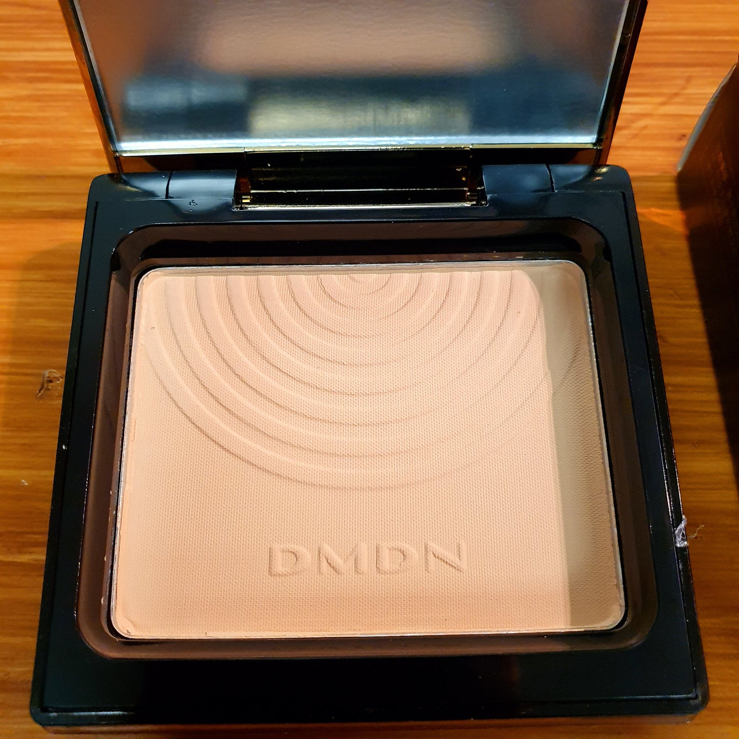 DMDN soft silky light powder