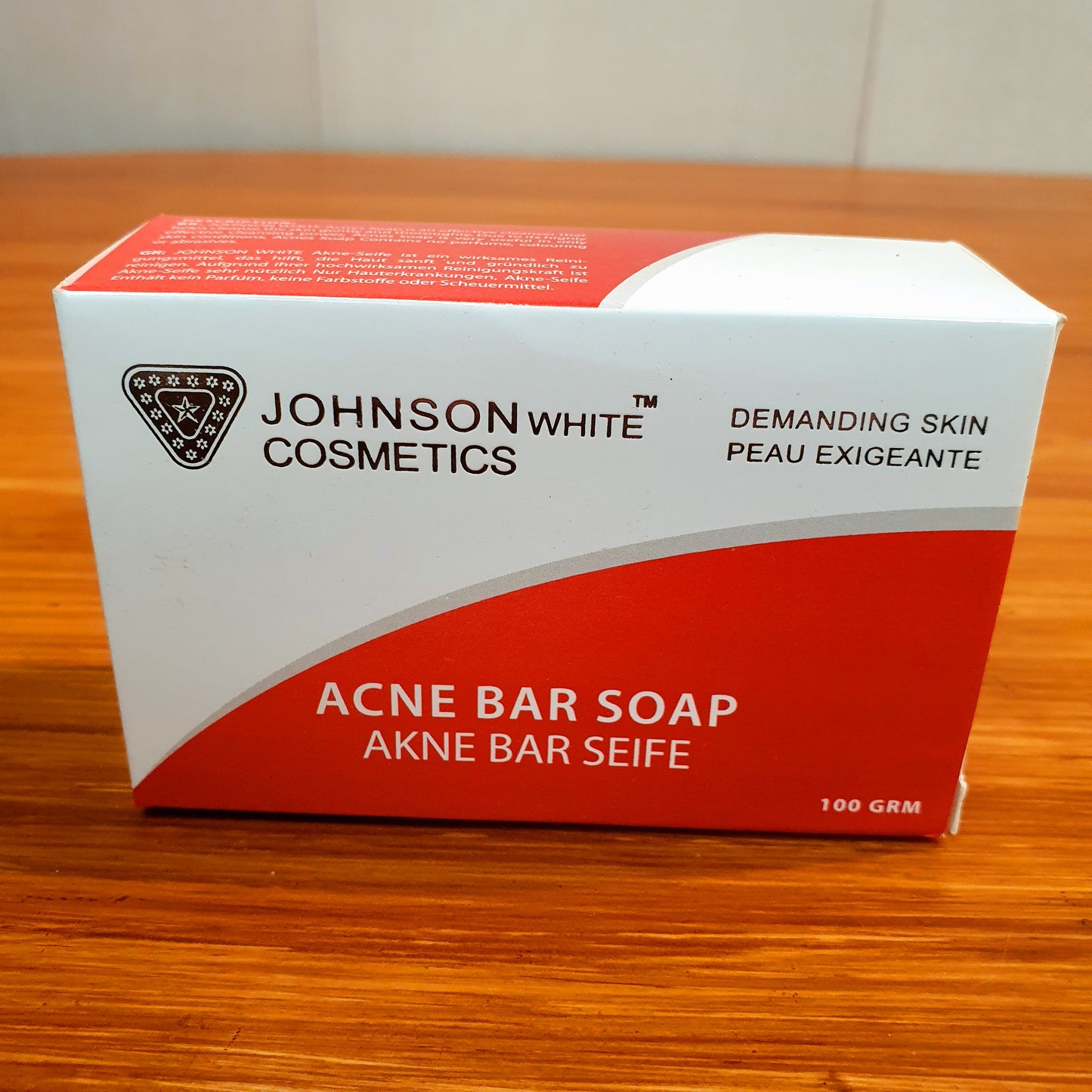 Johnsons Acne Bar Soap