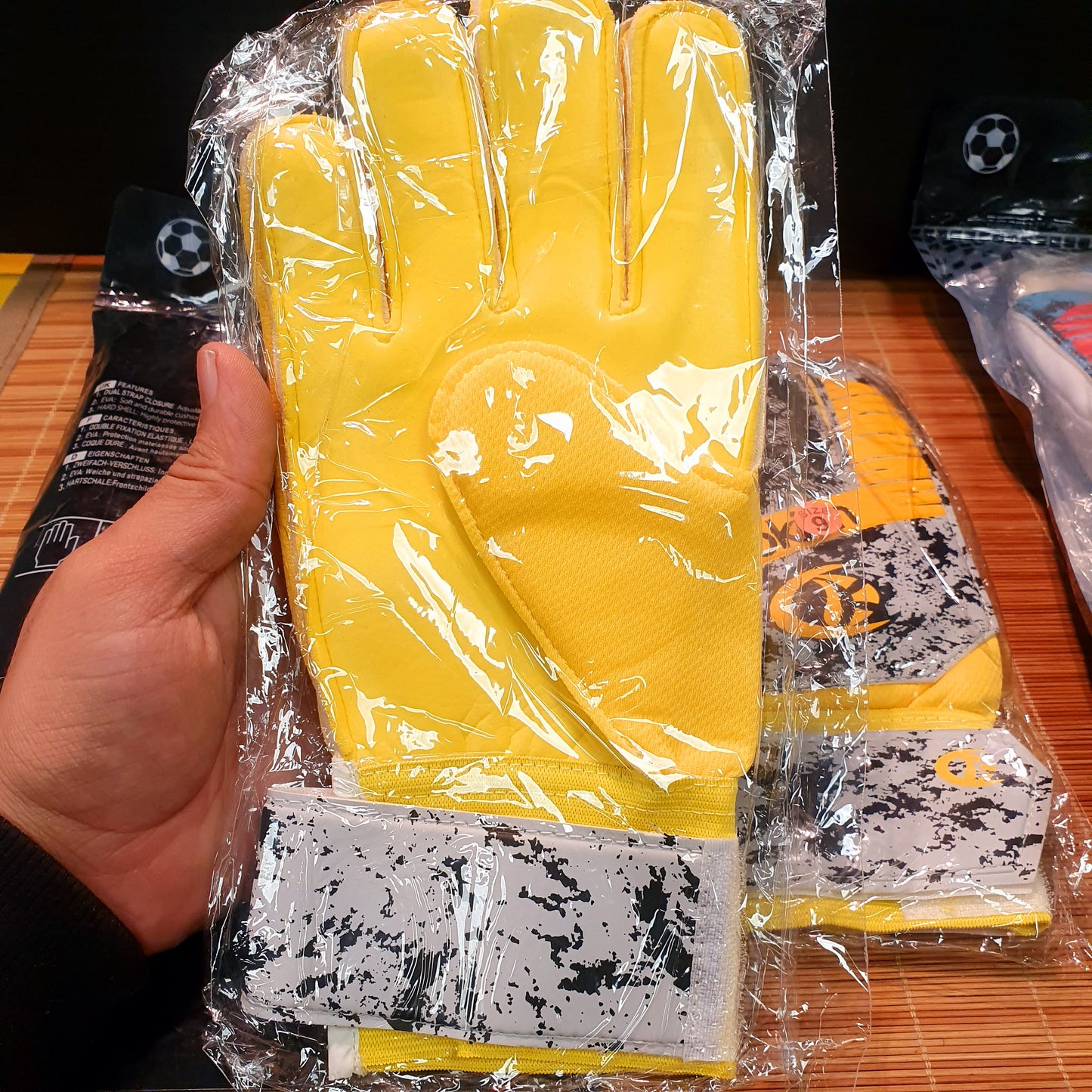 Sports Gloves