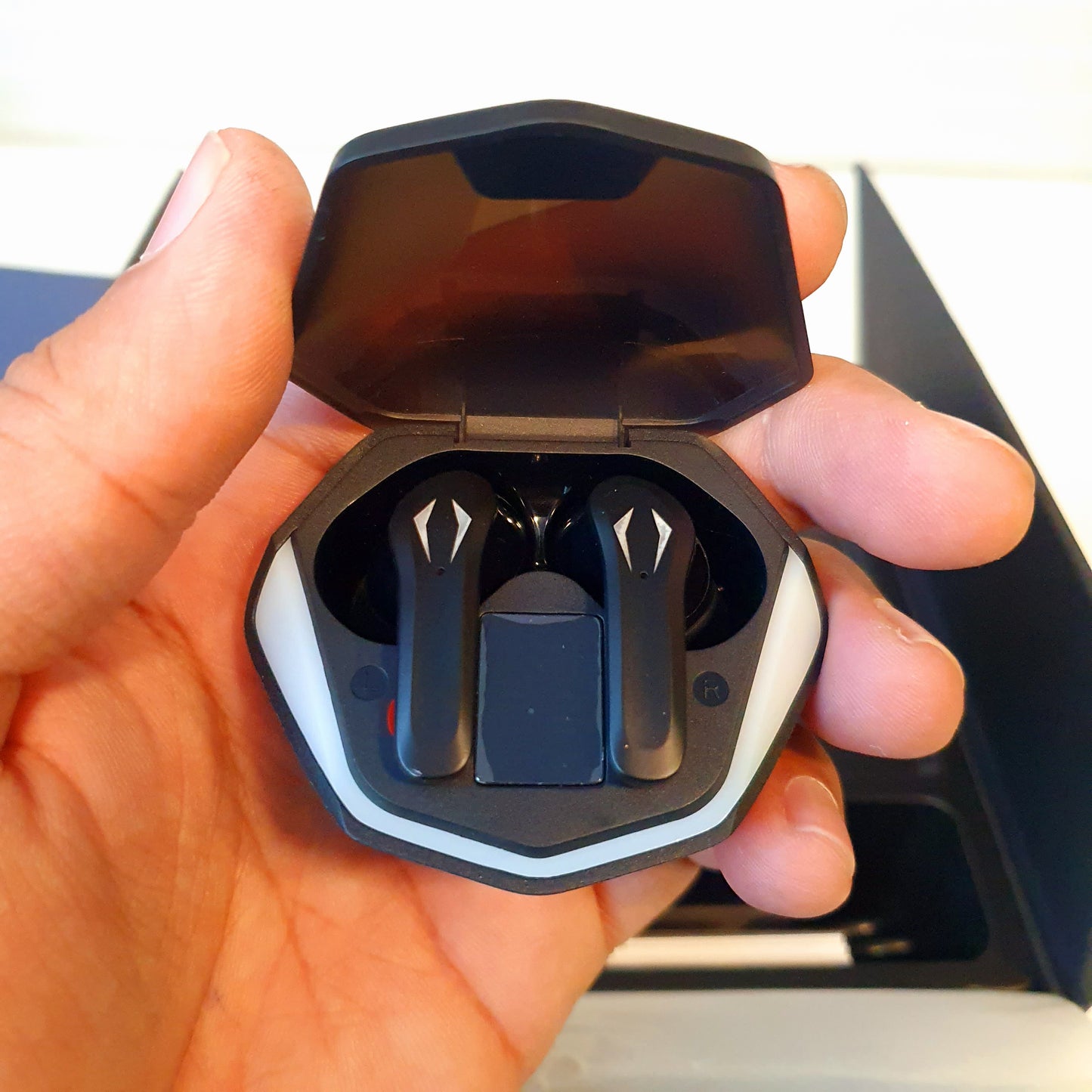 T18 Airpod Zuobro