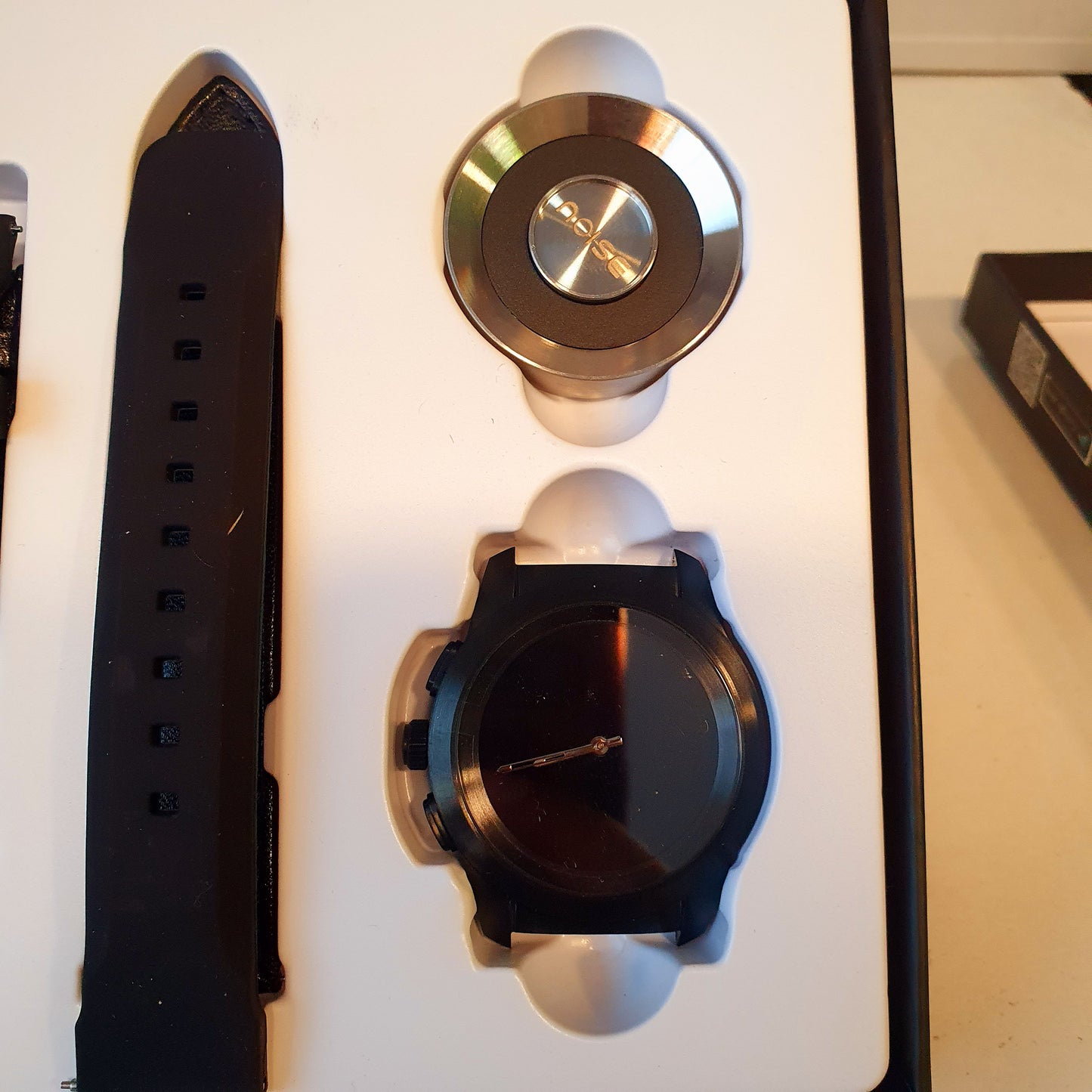 Noise Fit Fusion Hybrid Smart Watch