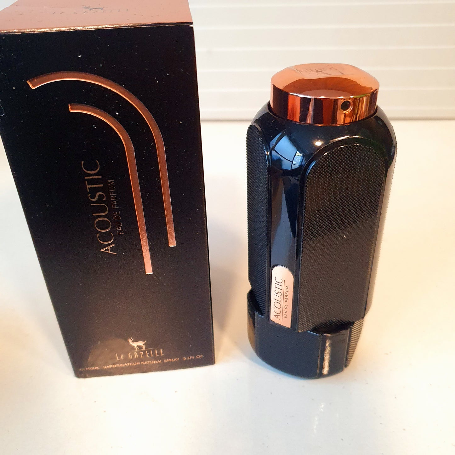 Acoustic Perfume 4987