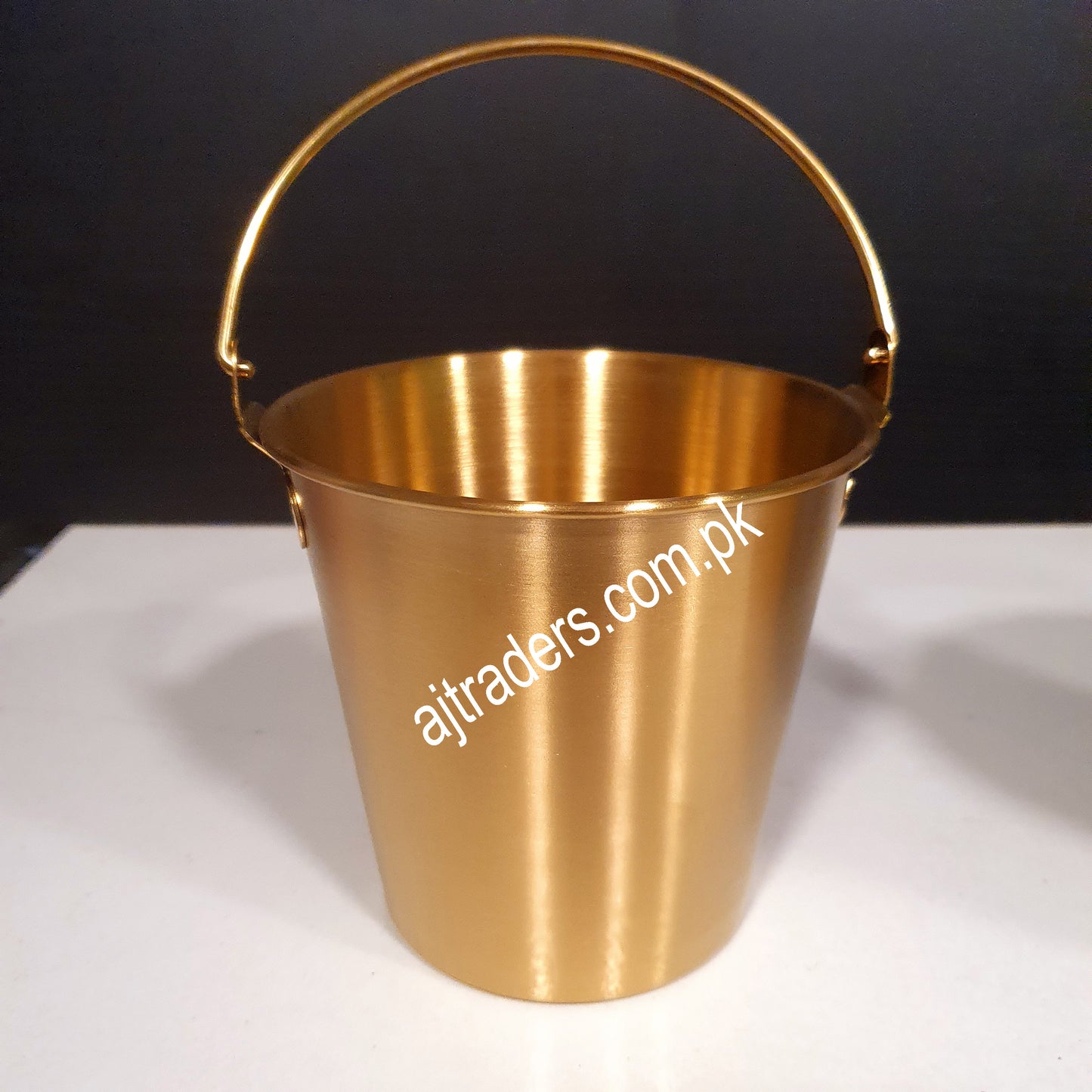 Golden Ice Bucket 0159
