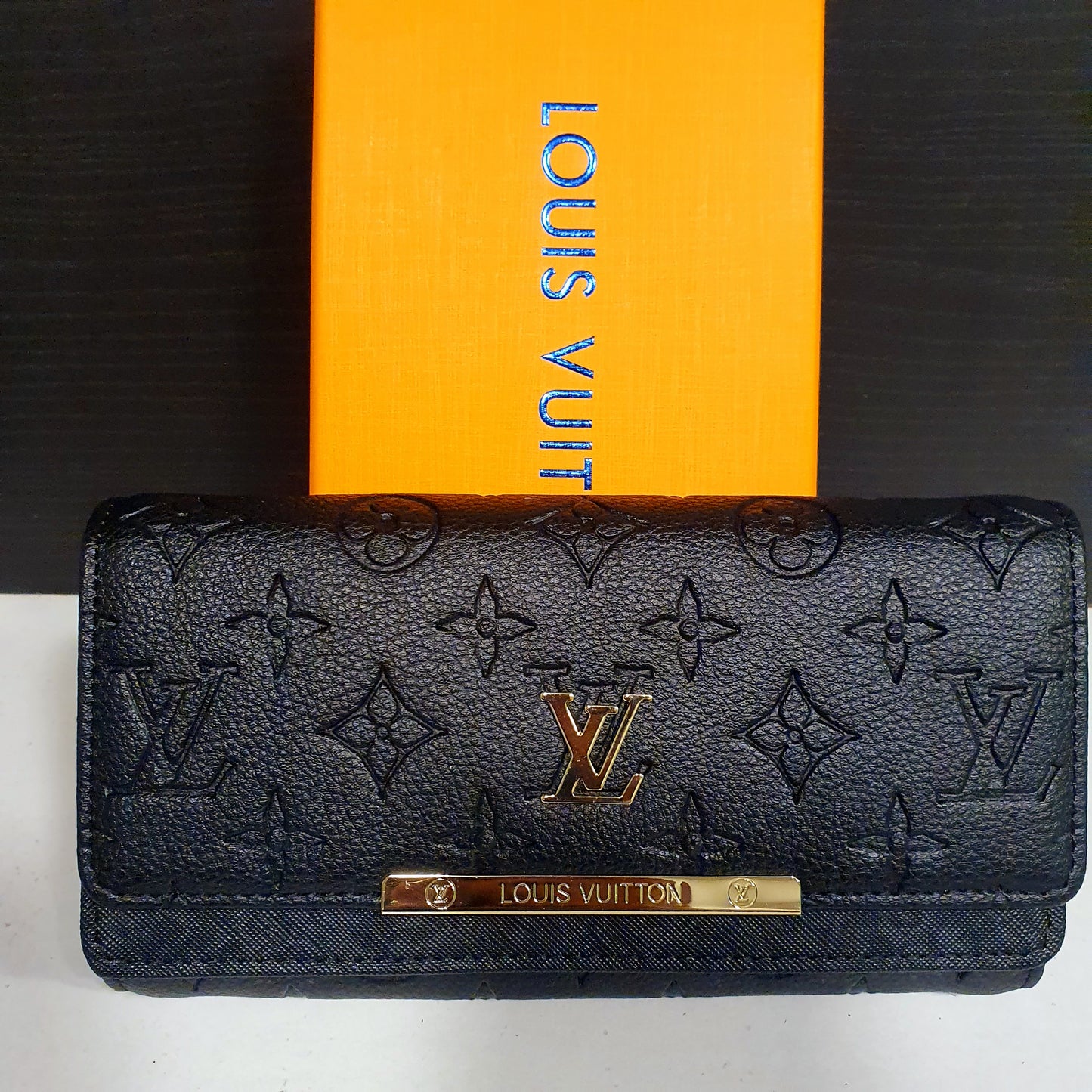 LV Ladies Long Black Wallet 15526