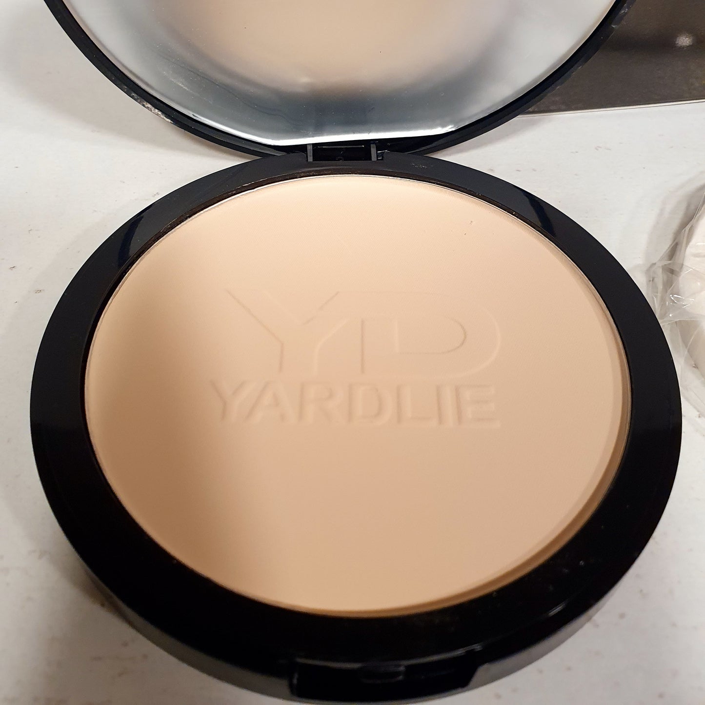 Yardlie Concealing Effect HD Powder Soft BUrnt Velvet SPF 50 21250