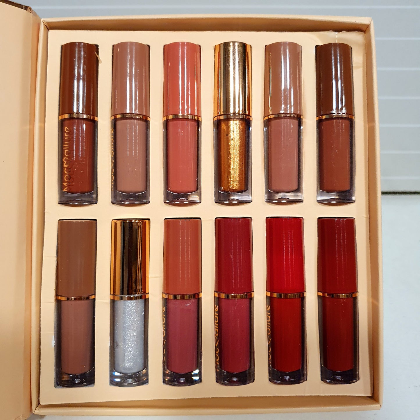 Mocmallue Lip Set 11700