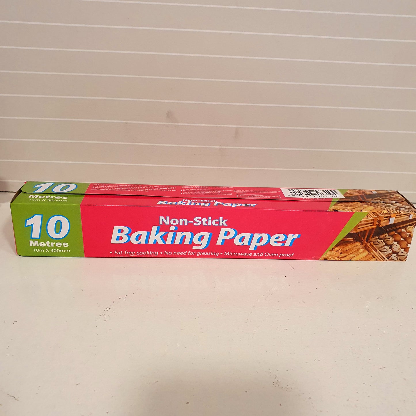 10 Non Stick Baking Paper Pack 32200