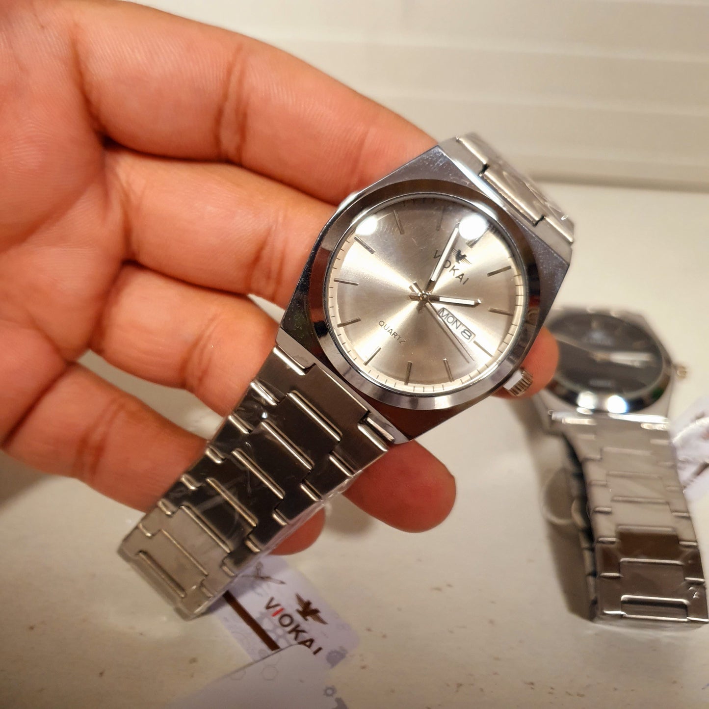 Vokai Quartz Elegant Premium Quarts Stainless Steel Men's Watch 33000