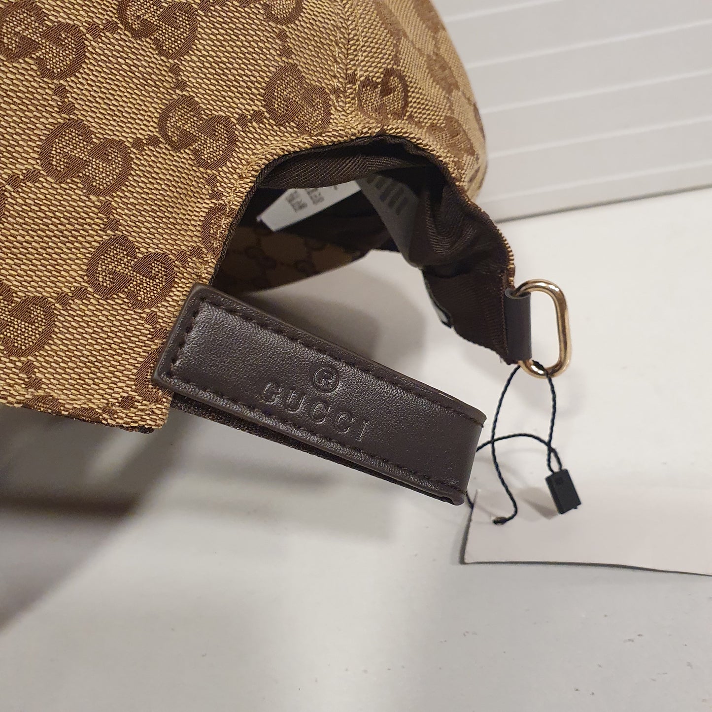 Gucci Cap For Men's 22600