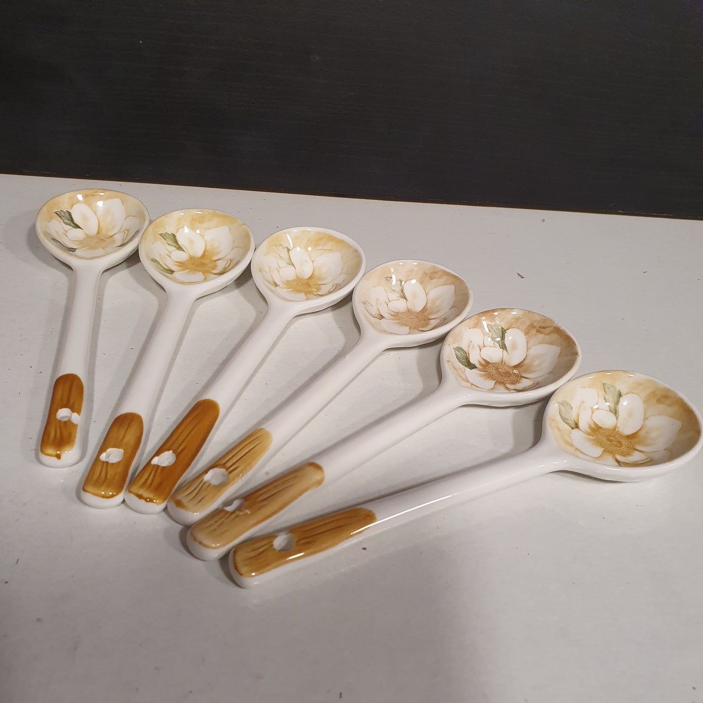 6 Pcs White Spoon Set 61180