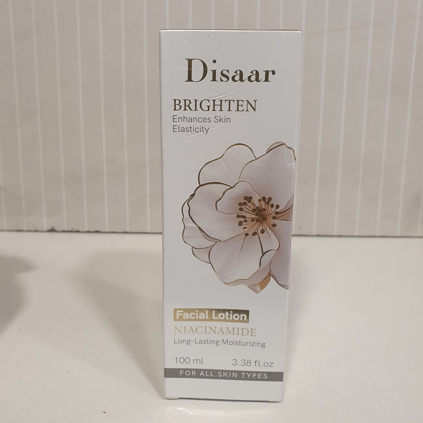 Disaar Brighten Enhances Facial Lotion for Skin 21400