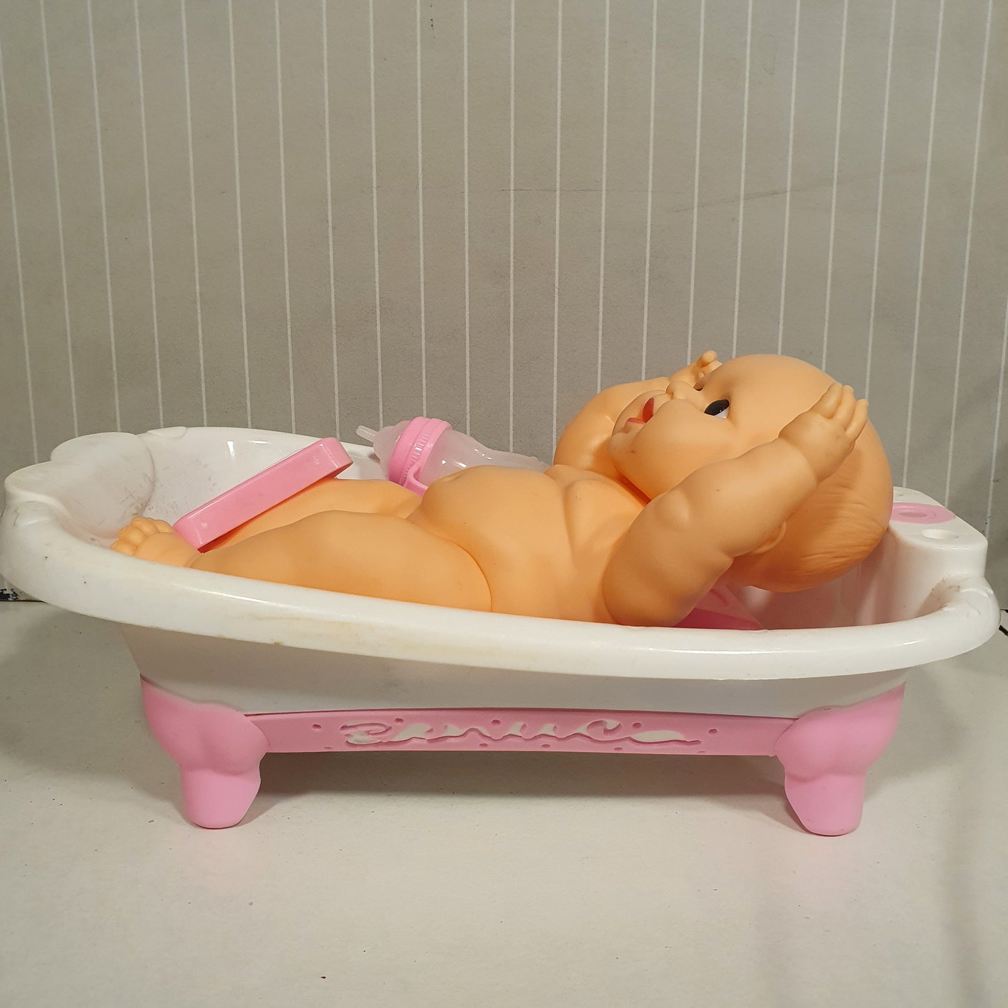 Doll Doctor Set with Feeder 61170