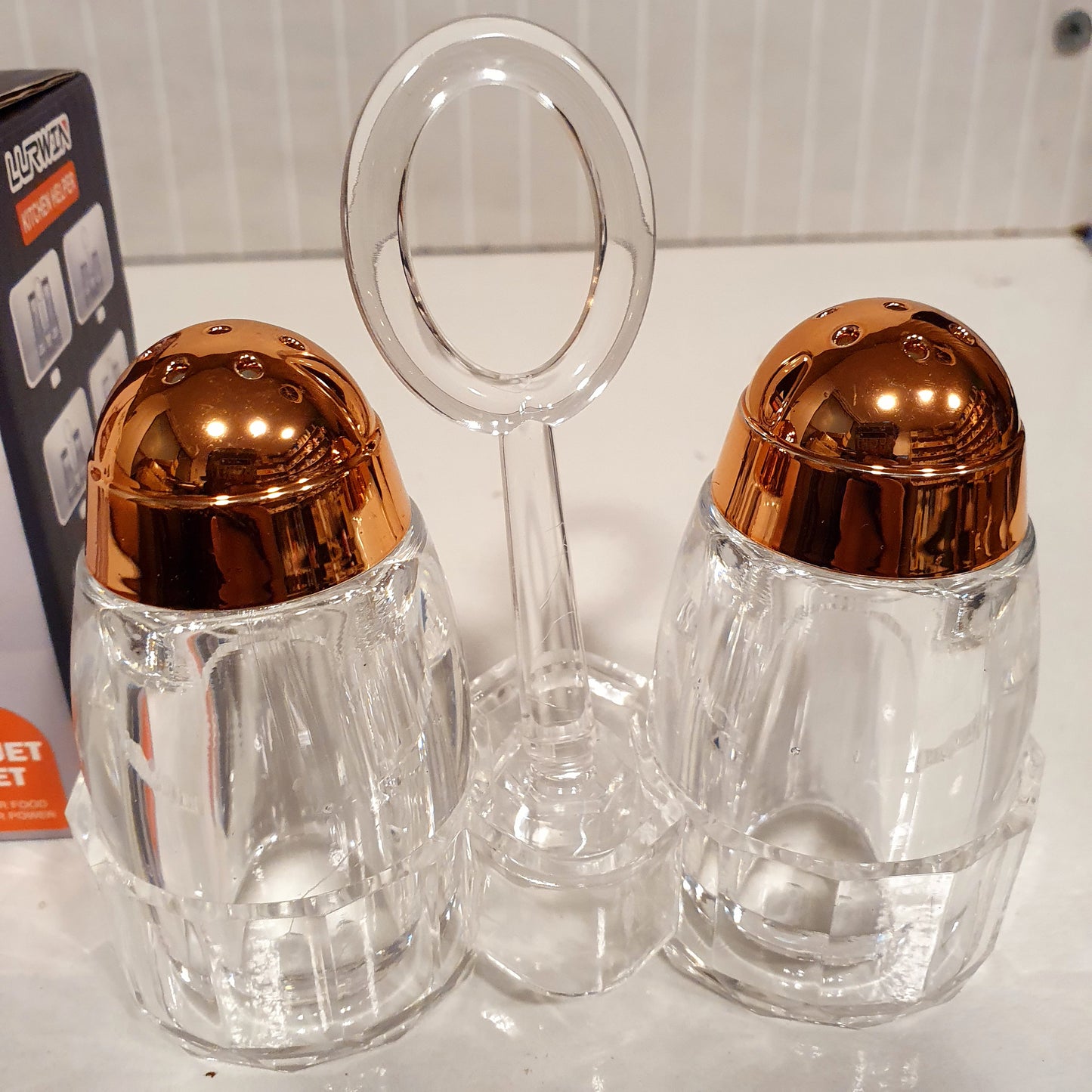 salt and Pepper Shaker 21500