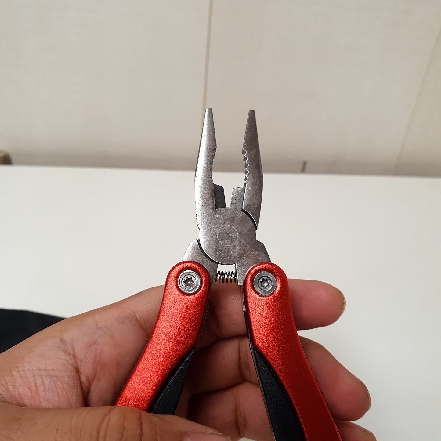 Plier Style Multi Toolkit 21900