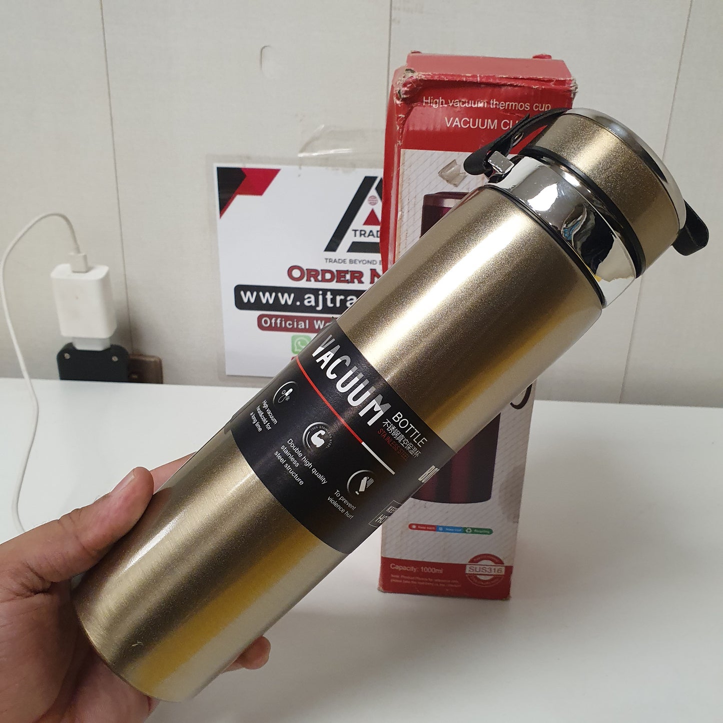 Vaccum Thermos Bottle, 61450