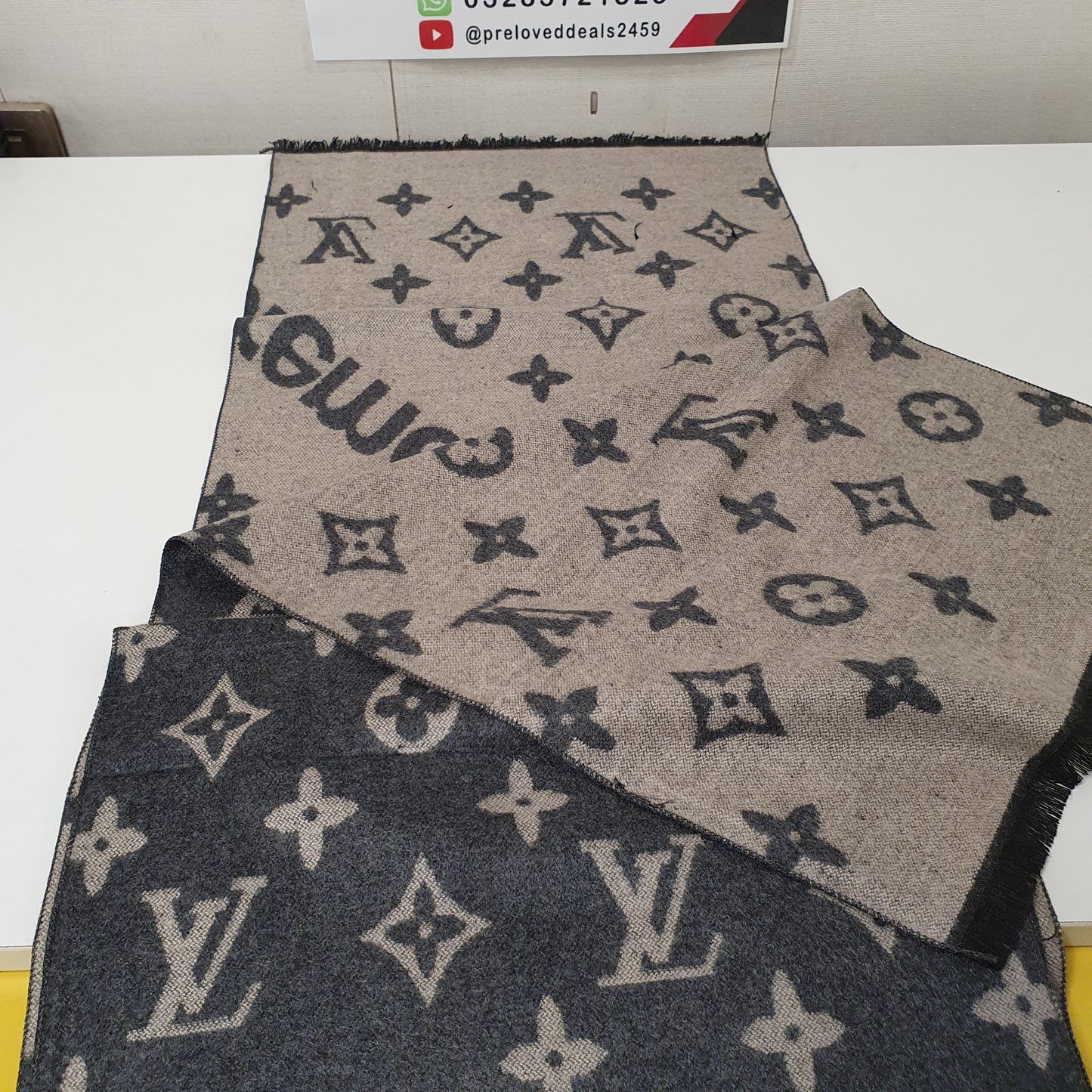 LV Scarf Style1, 61900