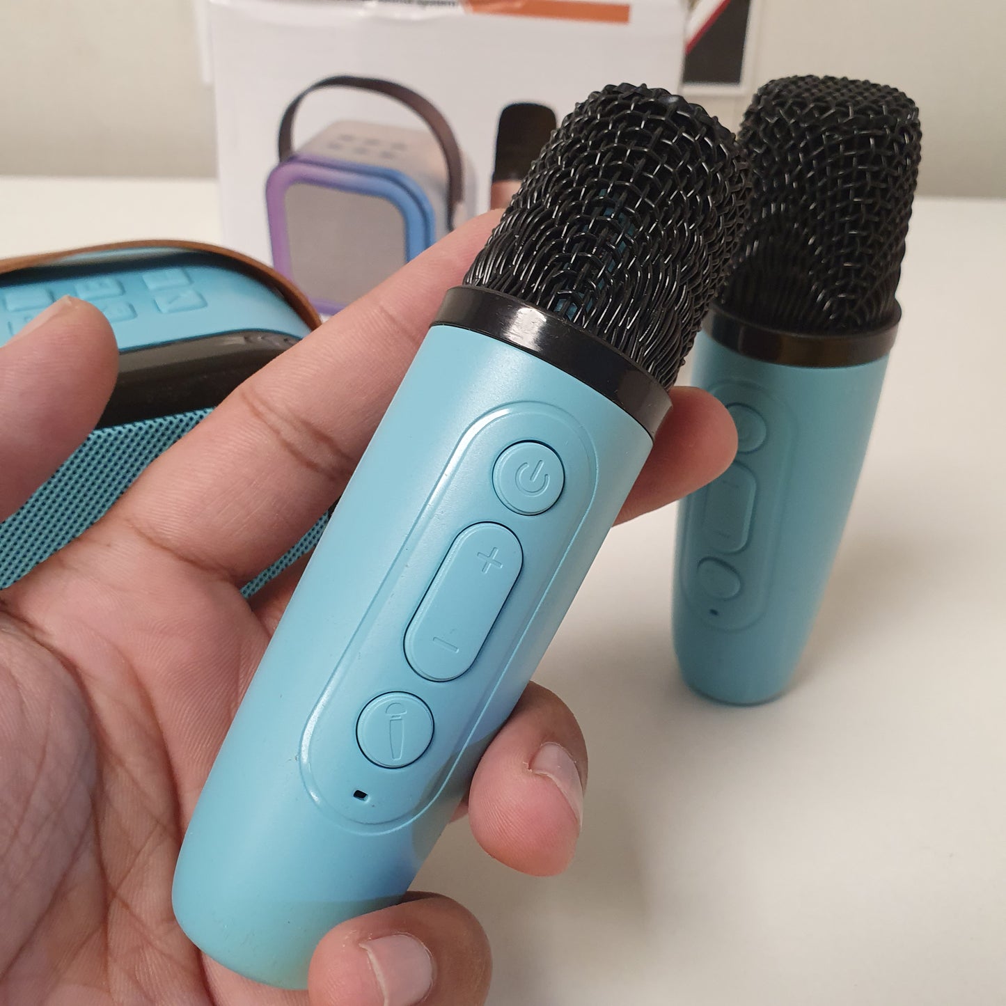 karaoke Speaker with 2 Mic, 91900