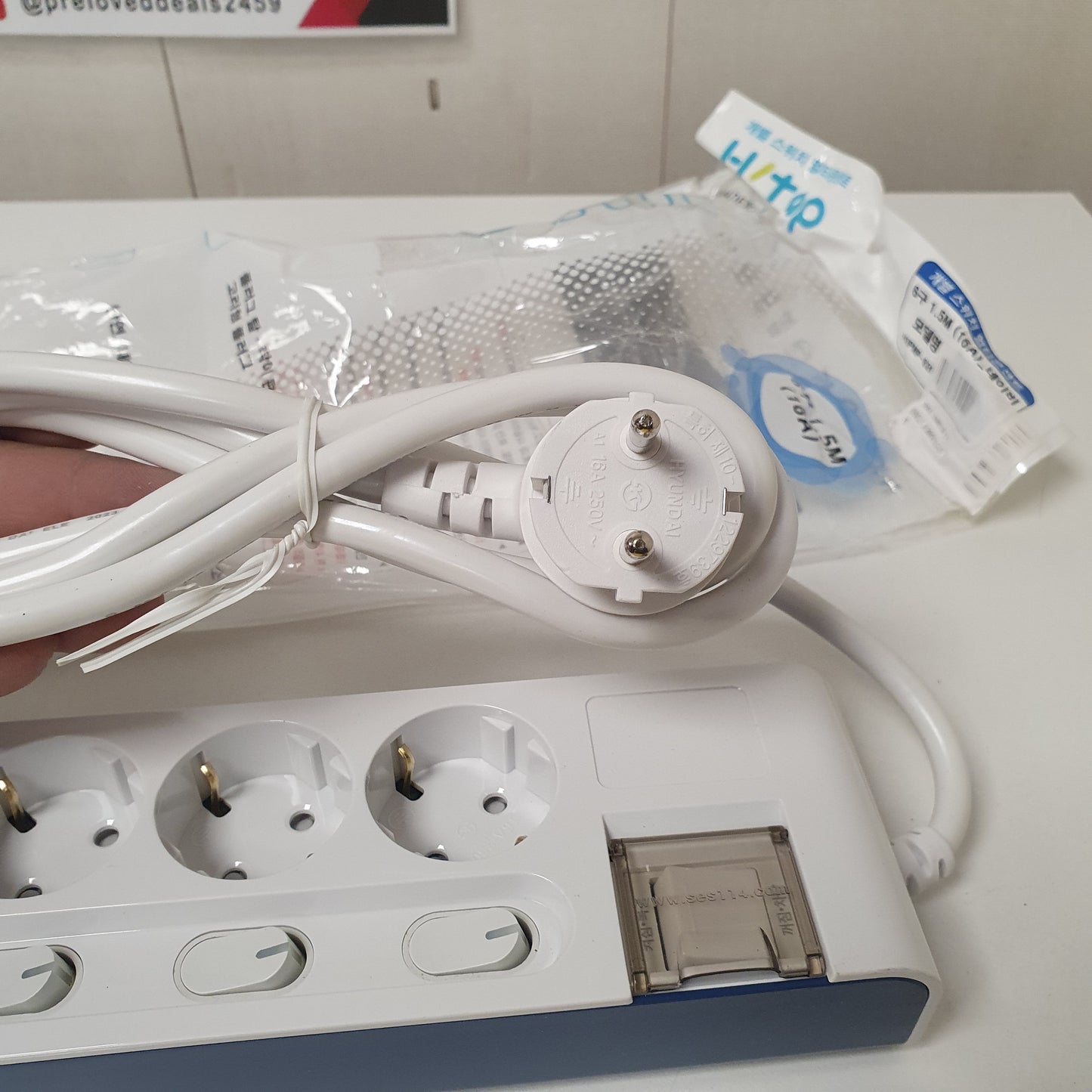 Blue White 6 Sockets Extenision Board Made in Korea by Hyundai, 9