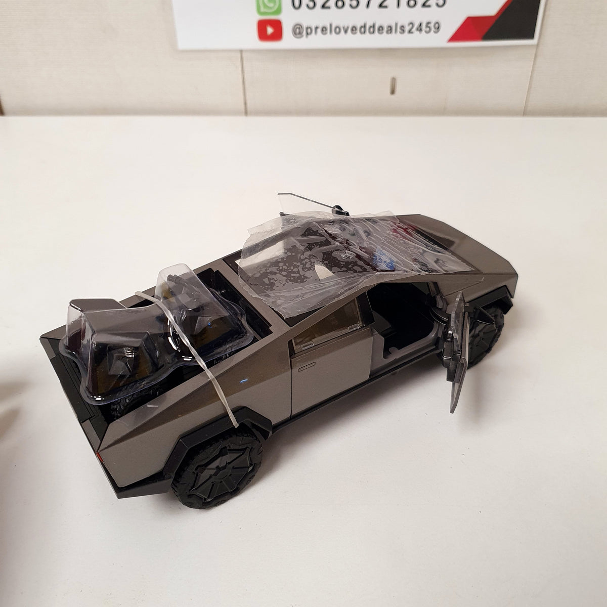 Cyber Truck Model, 22200