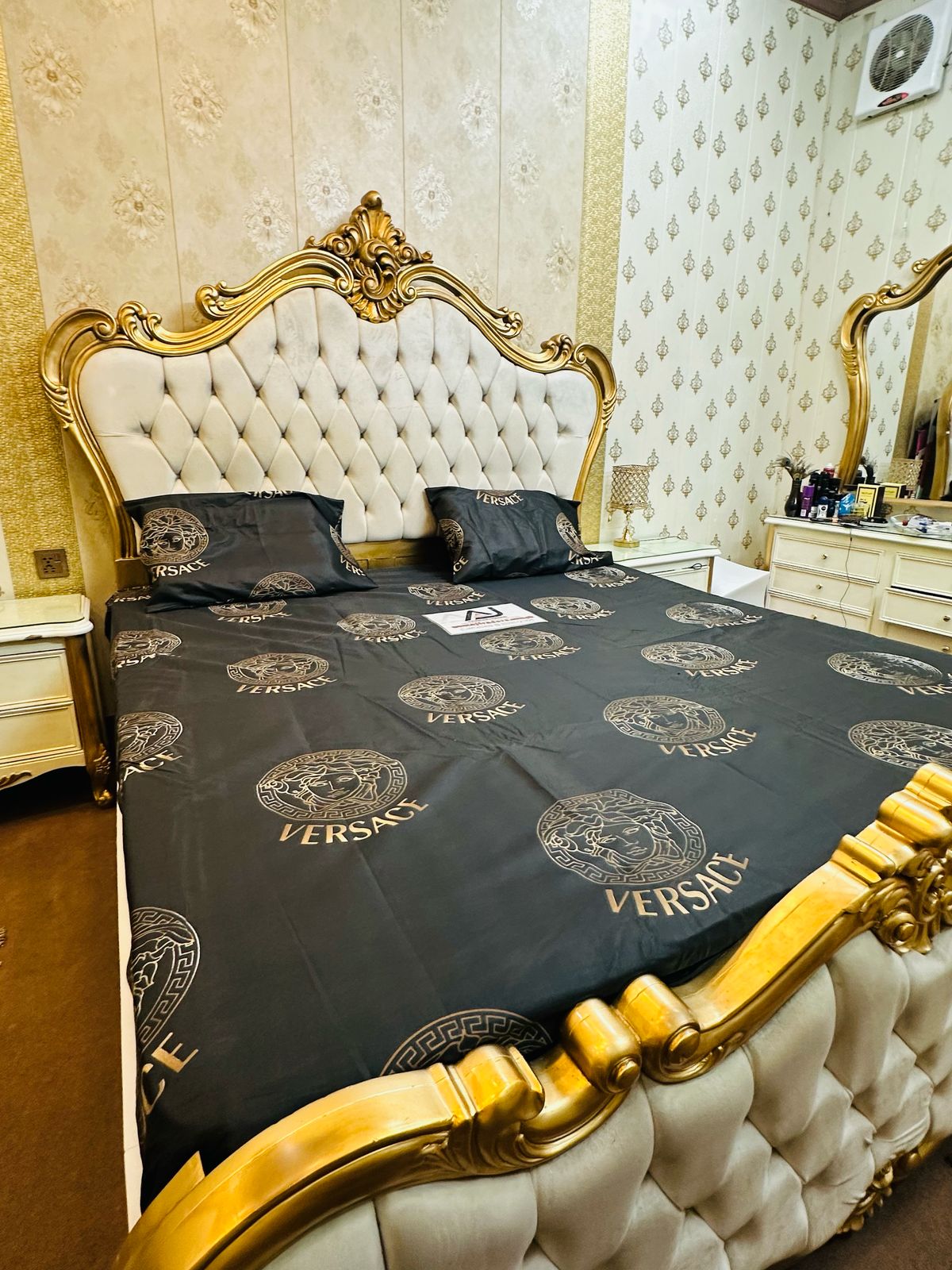 Versace Bed Sheet with Pillow Covers