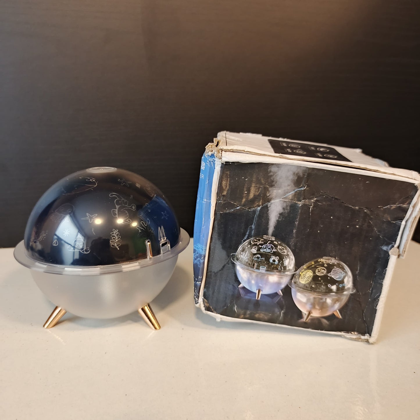 Humidifier with Projection Light