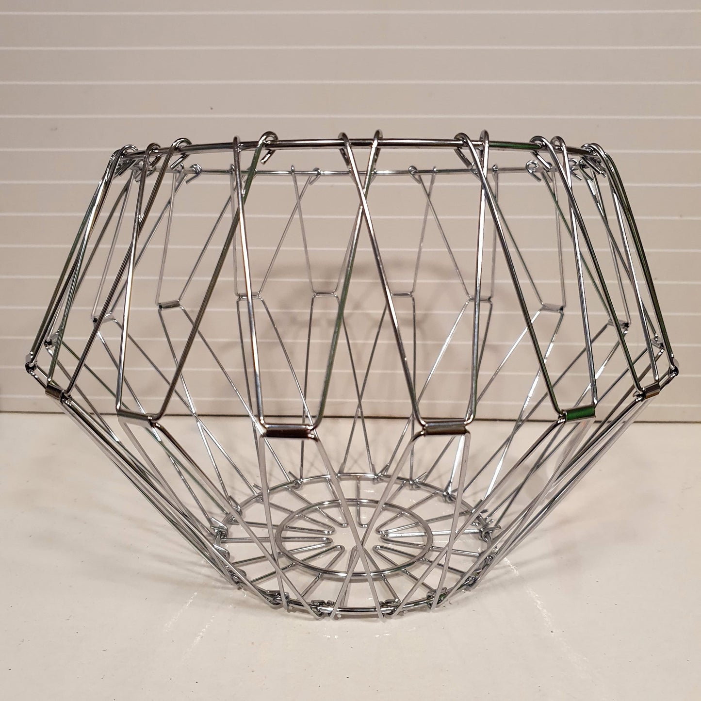 Multi Style Basket Golden and Black 21400
