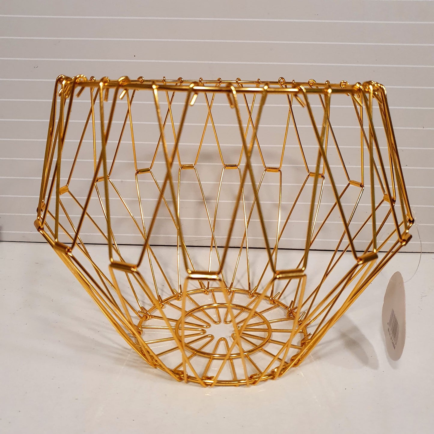 Multi Style Basket Golden and Black 21400