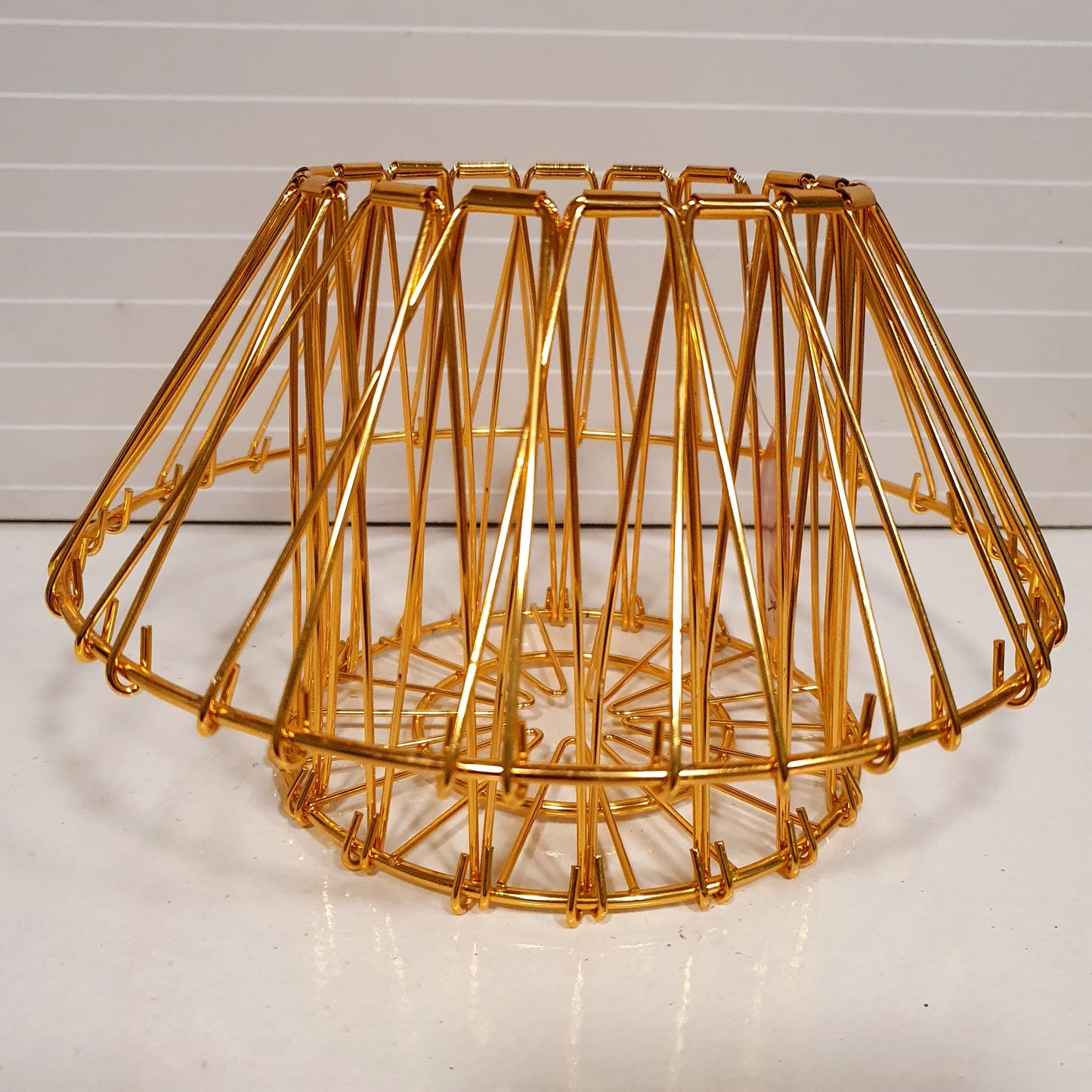 Multi Style Basket Golden and Black 21400