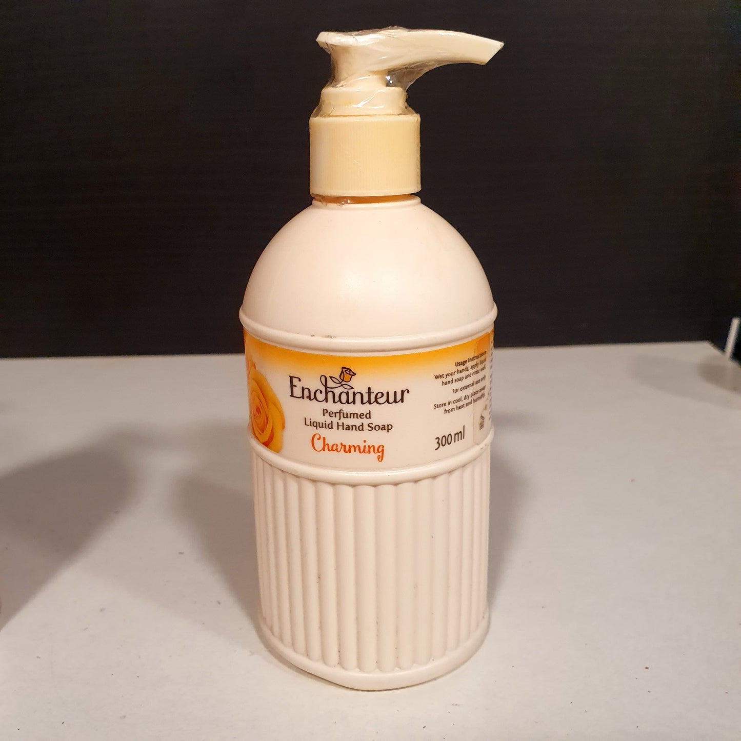 Enchanteur Hand Soap 221220