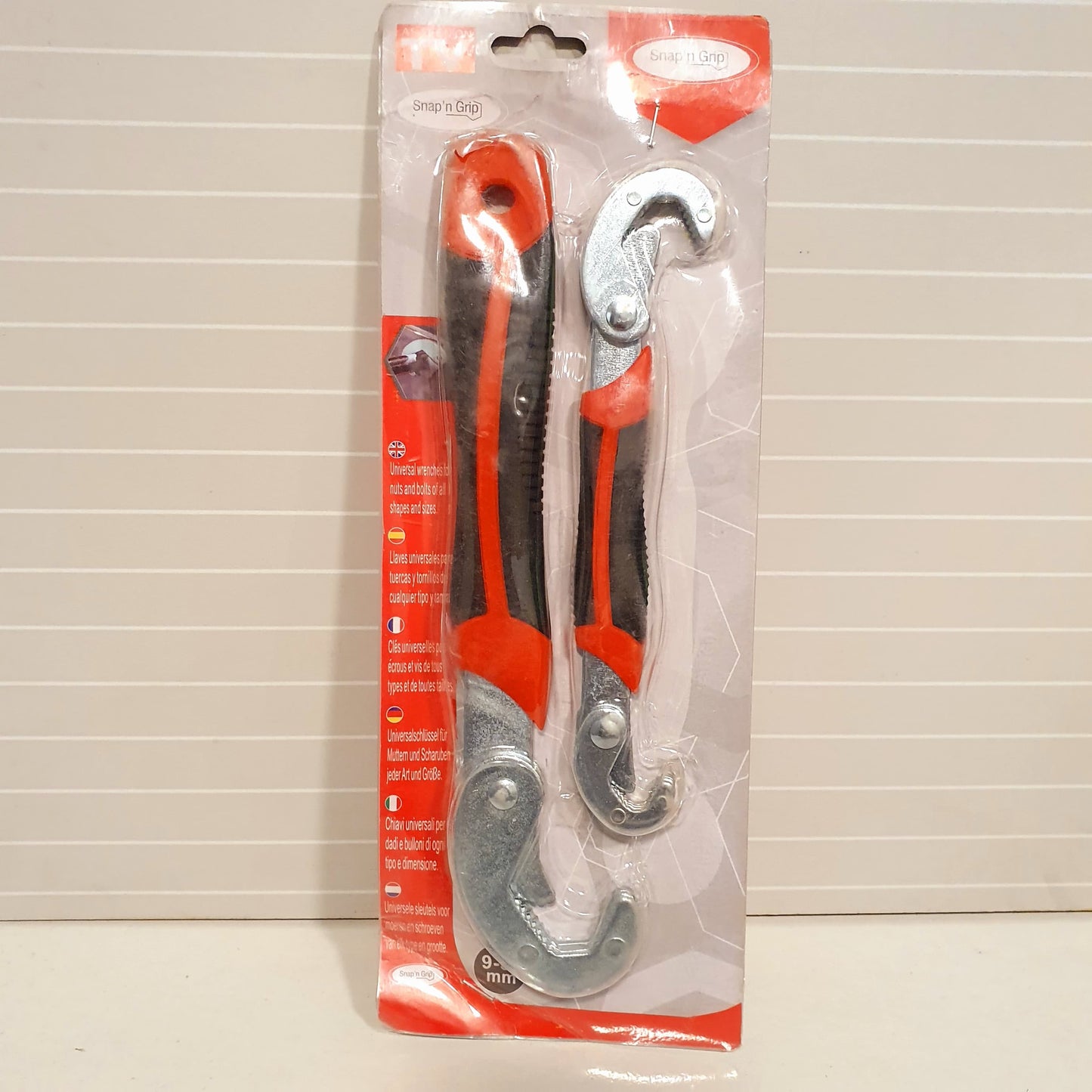 Snap and Grip Multi Toolkit 121025