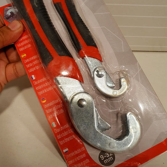 Snap and Grip Multi Toolkit 121025