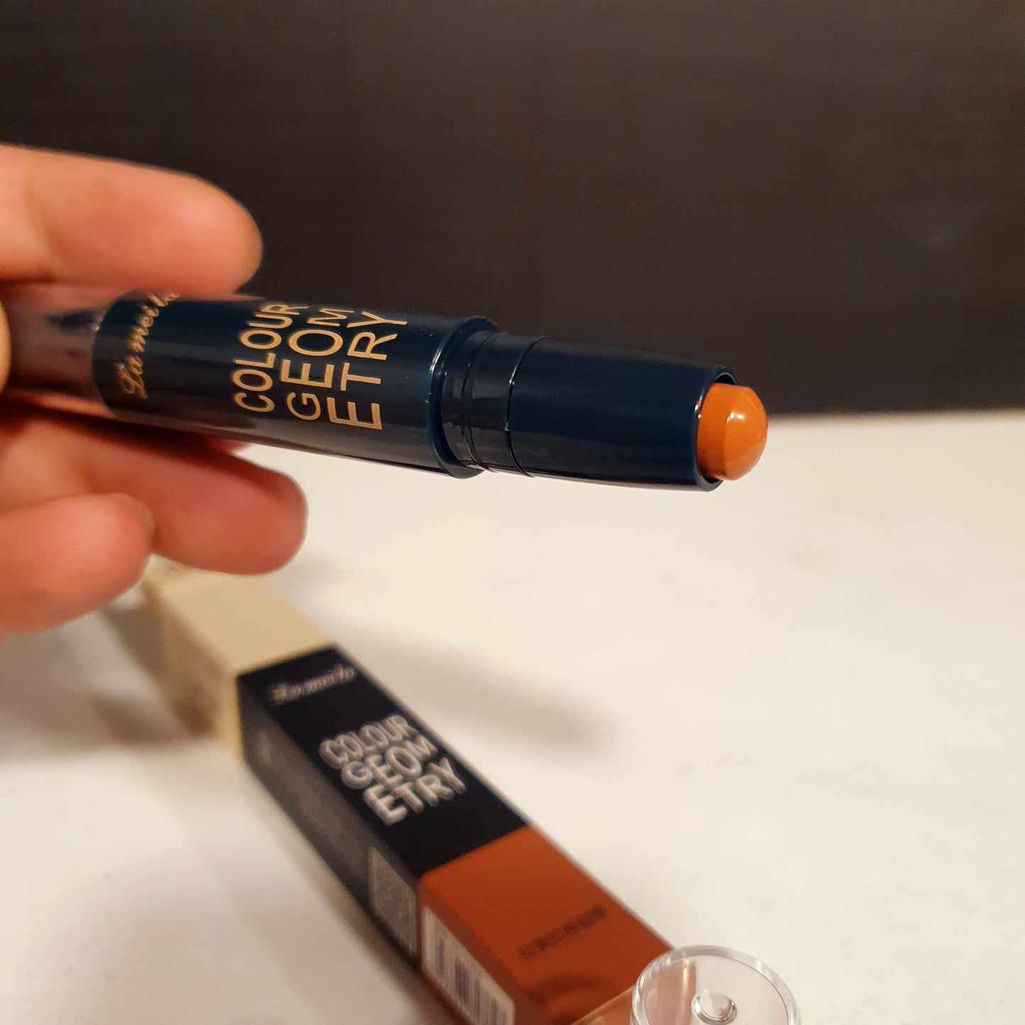 Color Geometry Le Meila Contouring Pen 11550