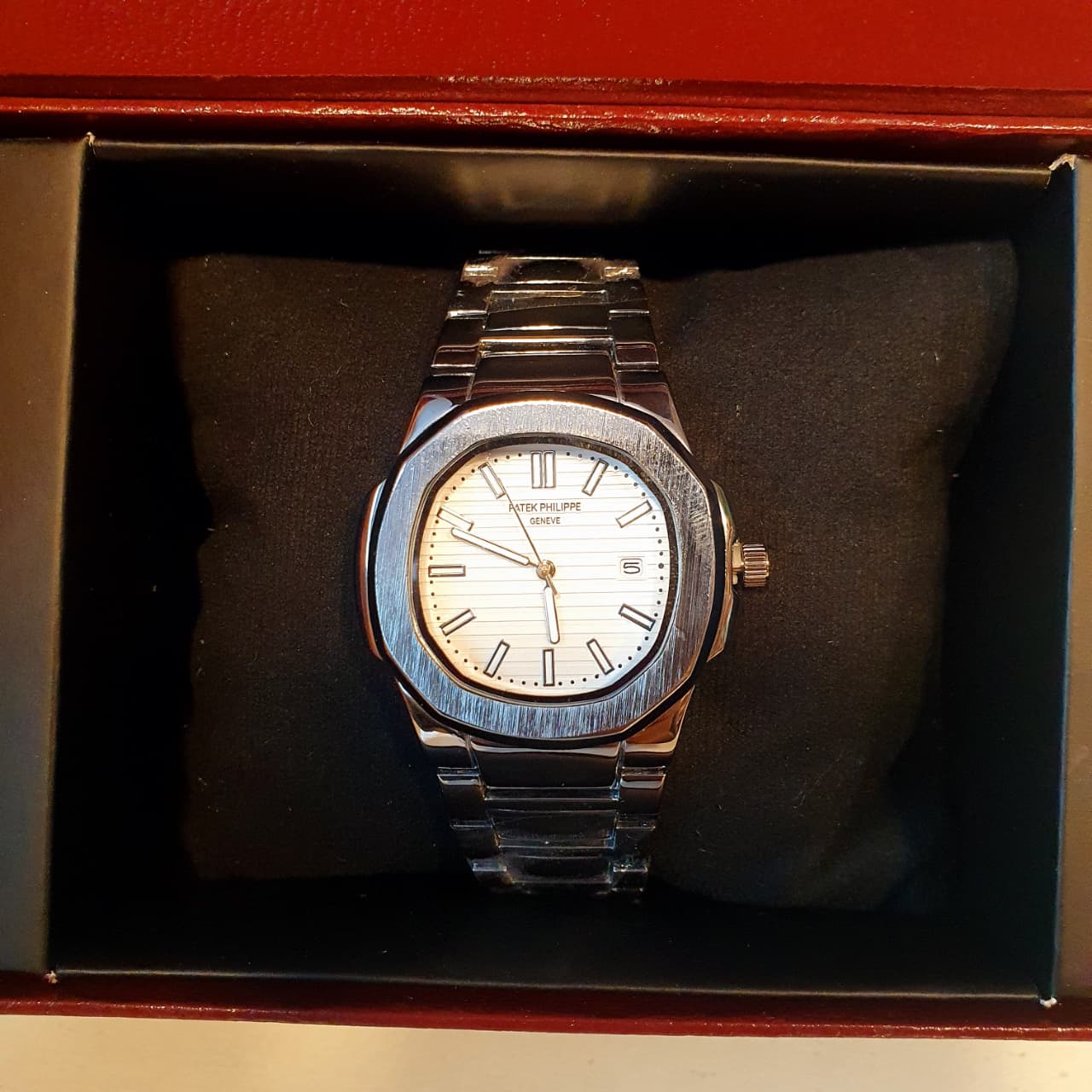 Patek Phillpe Geneve Watch, 5556