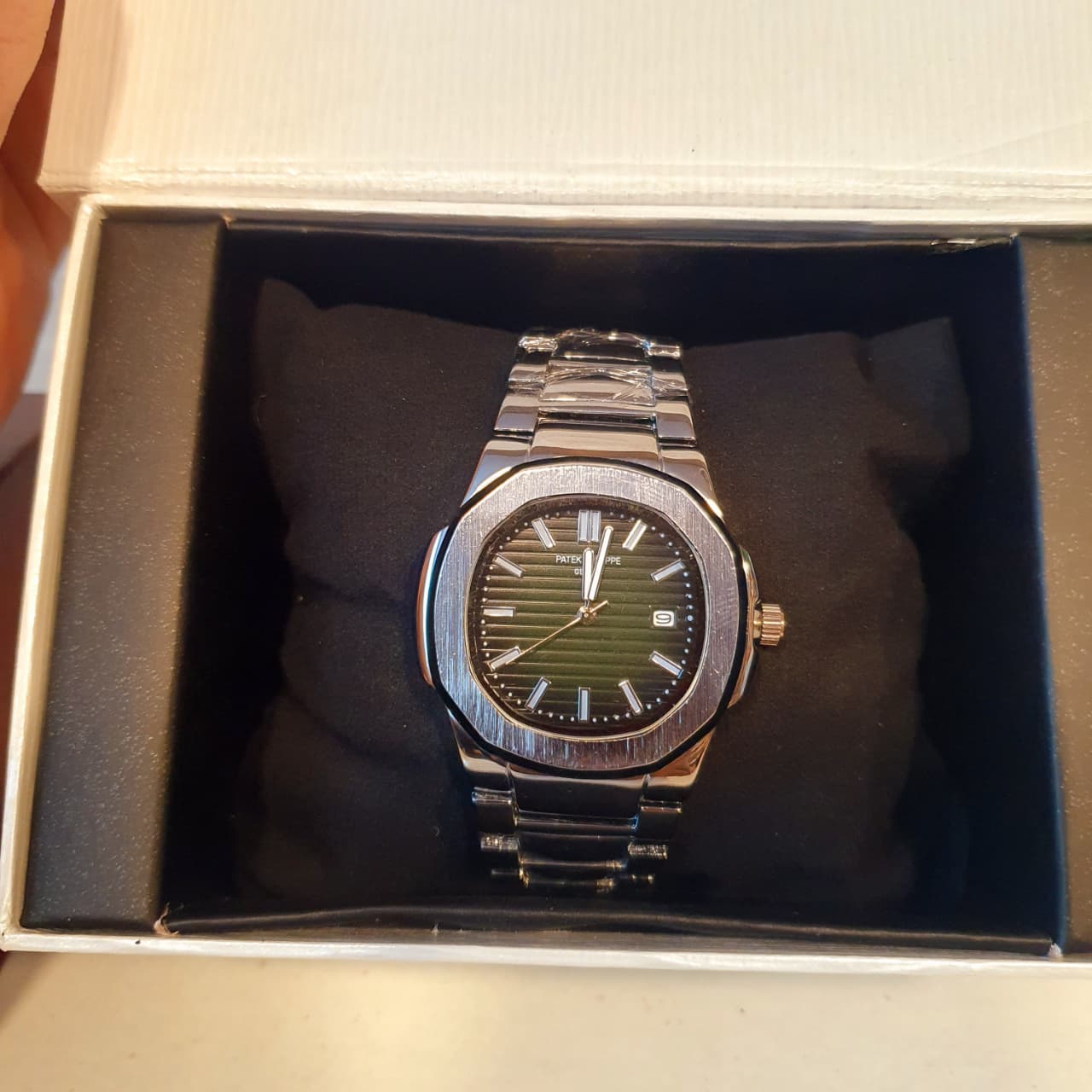 Patek Phillpe Geneve Watch, 5556