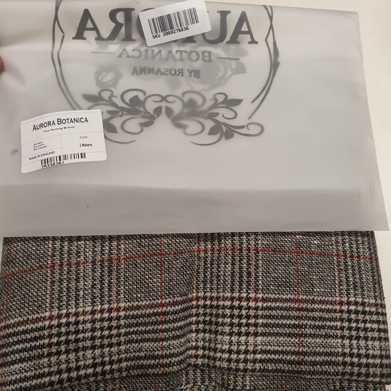 Grey Check Burbery Style Fabric for Coat or Waistcost England 23450