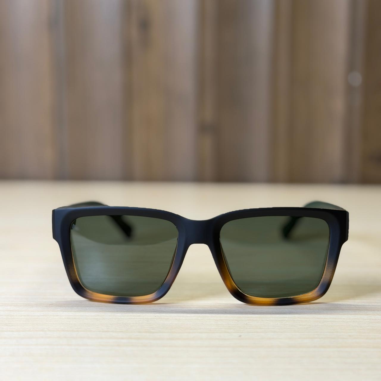 Gucci Sun Glasses 322151