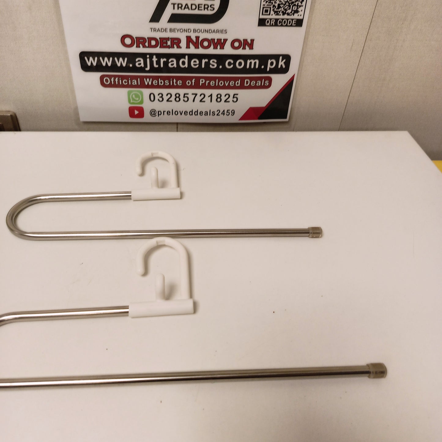 Single Sided Hanger Pack of 2 63700