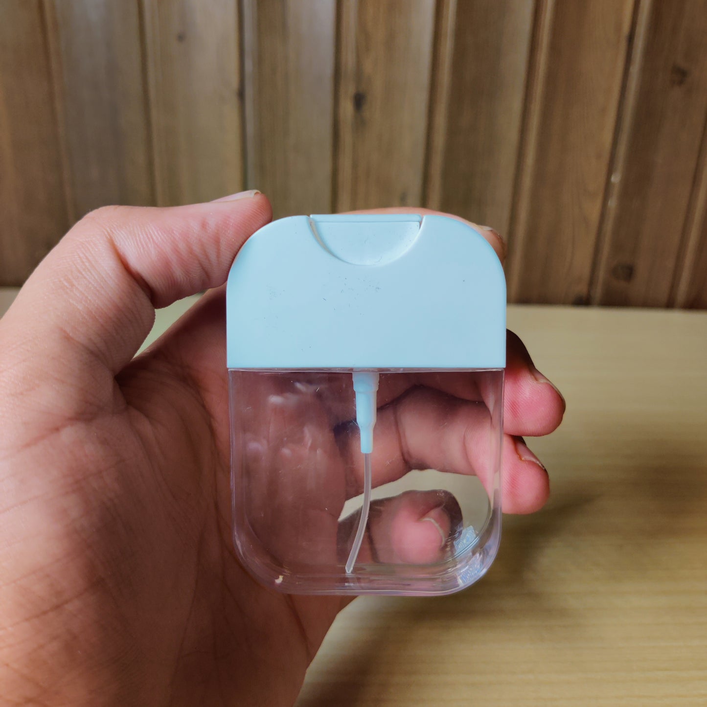 Portable Refillable Pocket Spray Bottle - Light Blue