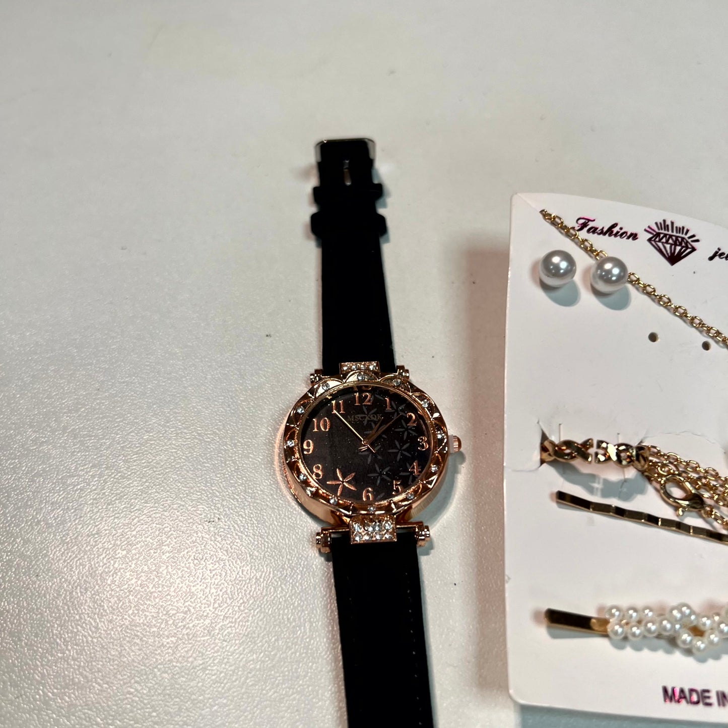 watch and jewellery pack 8 in 1