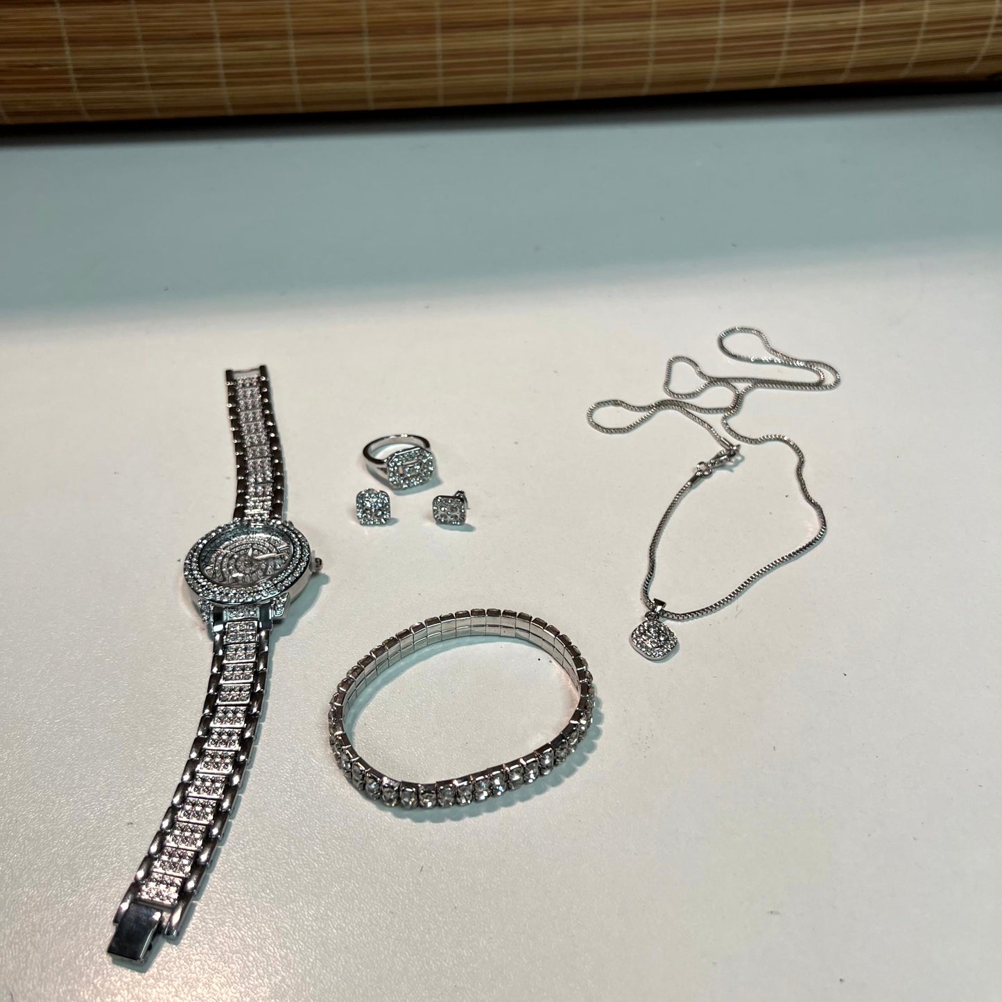 5 Pc Watch and Jewellery Set