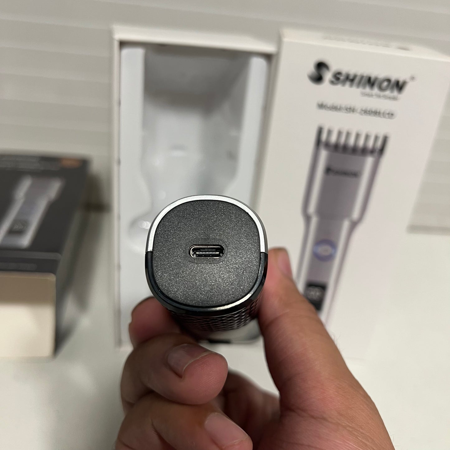 Shinon Shaver, 32500