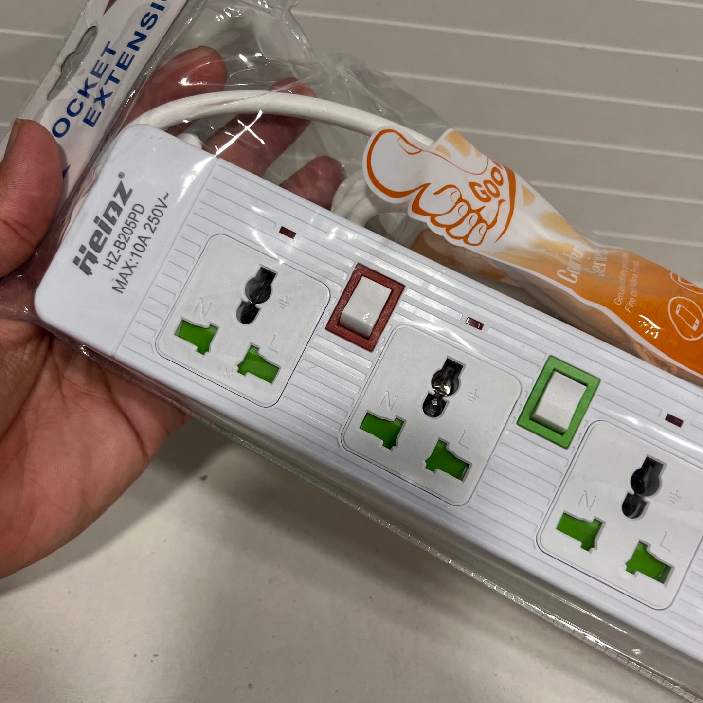 5 Socket with USB support Extension Wire, 31550