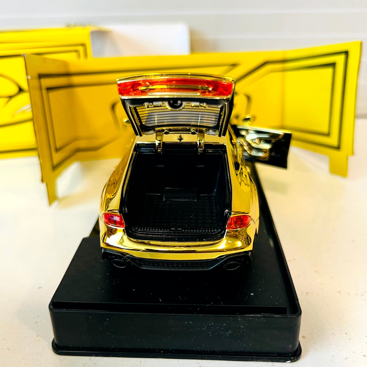 LJX Model very high scale Car 121170
