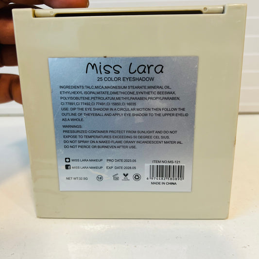Miss Lara Makeup Kit 31750