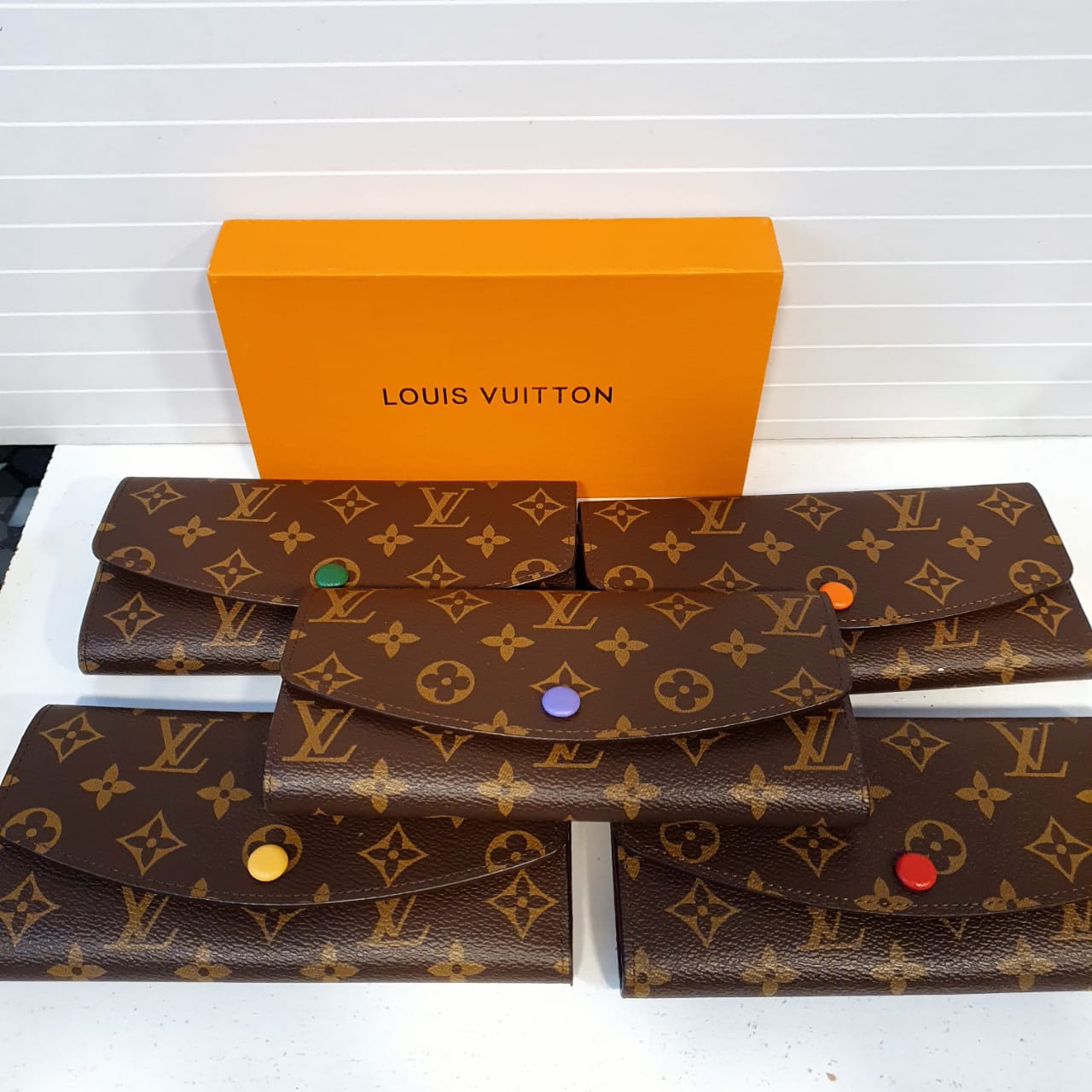LV Brown Ladies Clutch Wallet