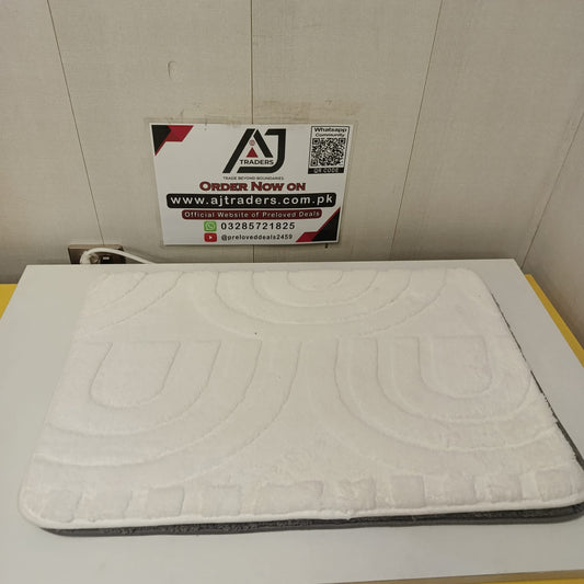 Fluffy Floor Mat , 141300